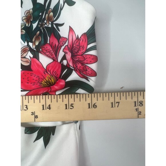 CBR Floral Print Womens Romper With Lace Hem & Adjustable Straps Large - Picture 12 of 12